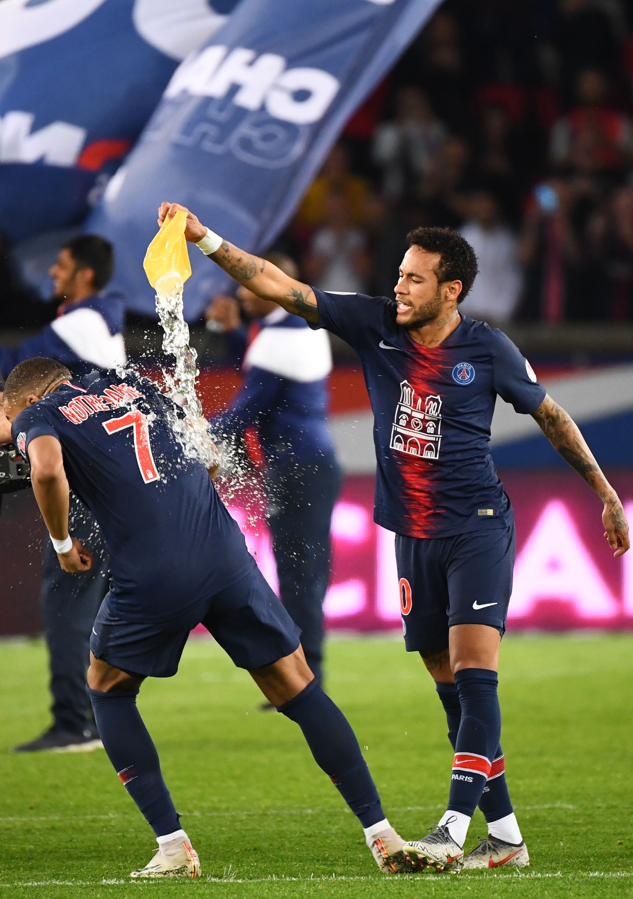 郭昊文拿下24分 南京天之蓝终结两连败