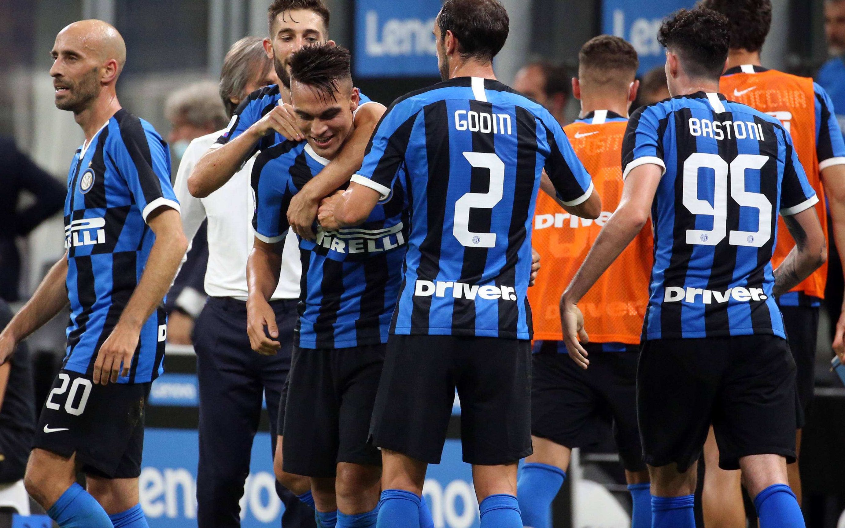 斯洛特：我要赞扬罗伯逊在媒体面前的发言；很高