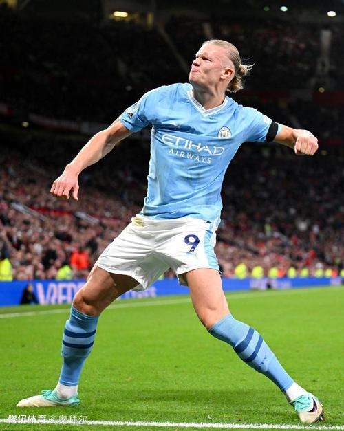 [图]席尔瓦梅开二度 青岛海牛客场战平成功保级